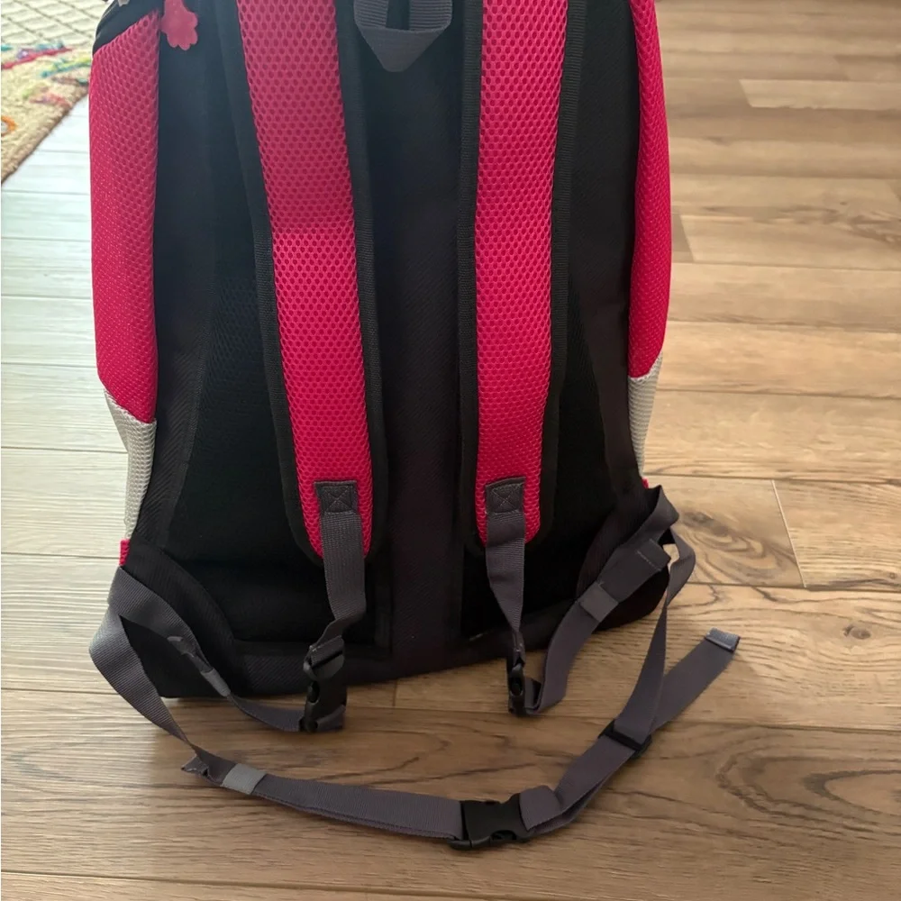 Wuffie large pink pet backpack/carrier for dogs up to 26 lbs. NEW